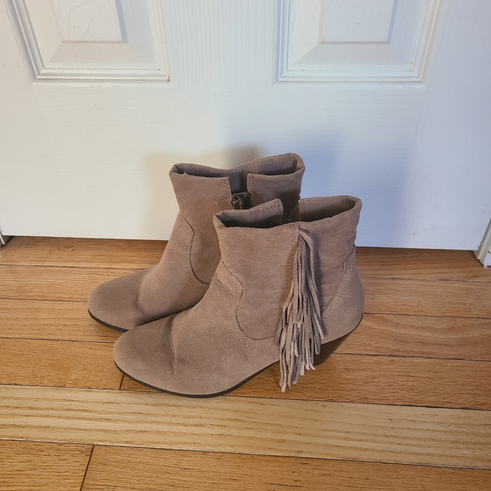 Apt 9 Suede Fringe Booties